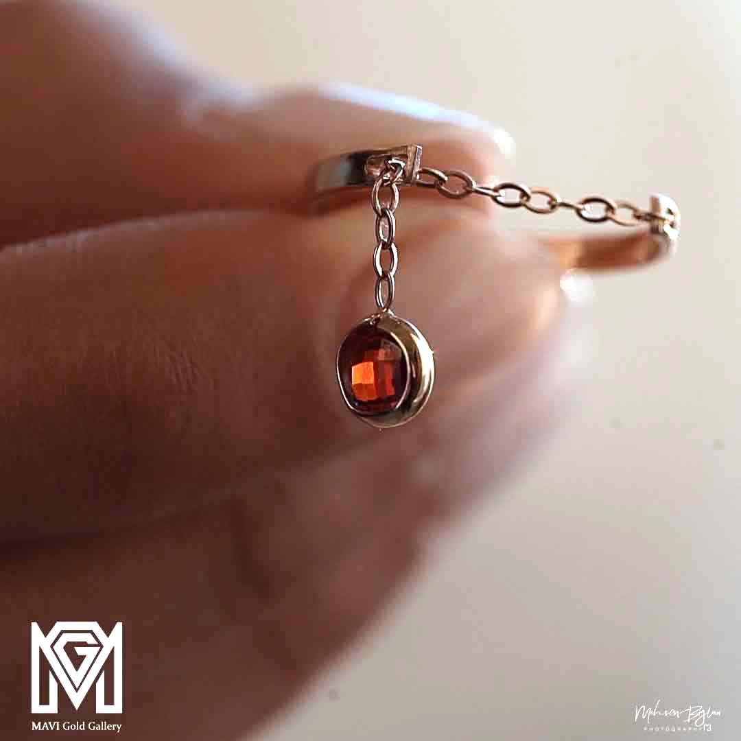 mavigoldgallery_ring-chain-and-pendant-marco-red-model