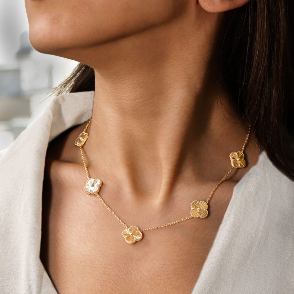 خرید گردنبند طلا طرح ونکلیف الحمبرا 5 تایی