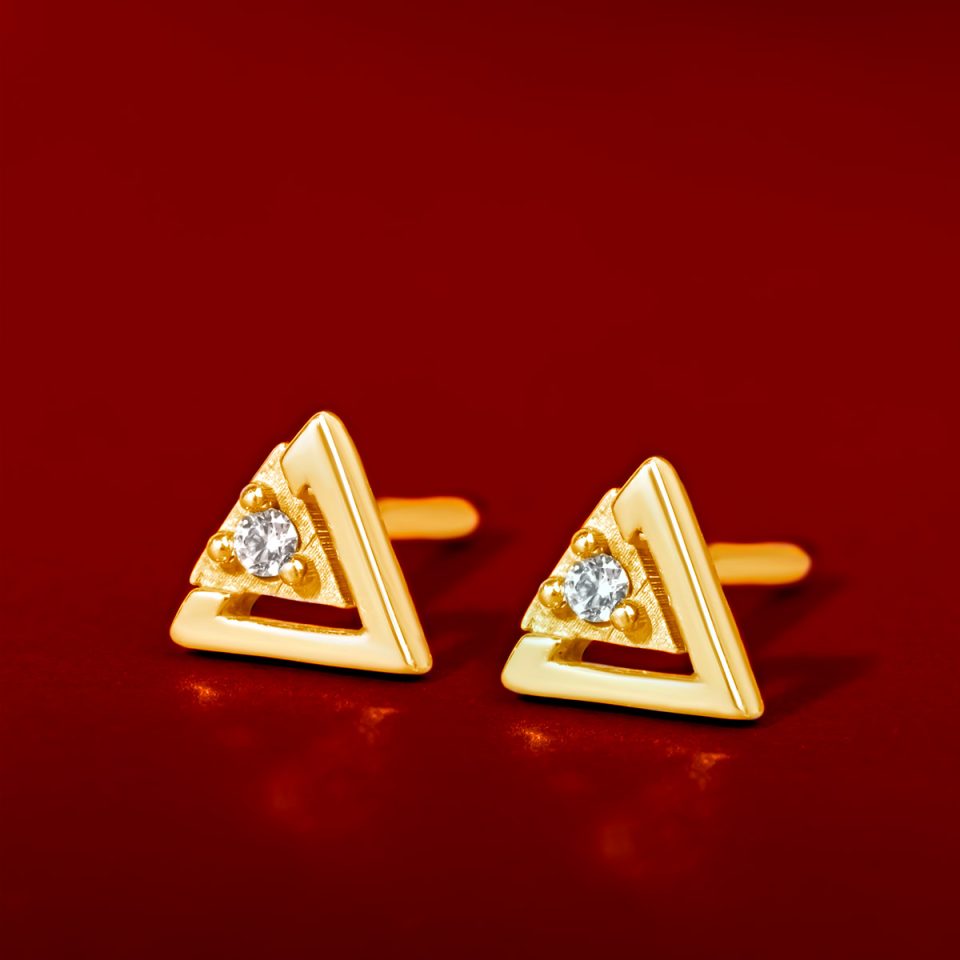 خرید گوشواره طلا مثلث تک نگین مینی