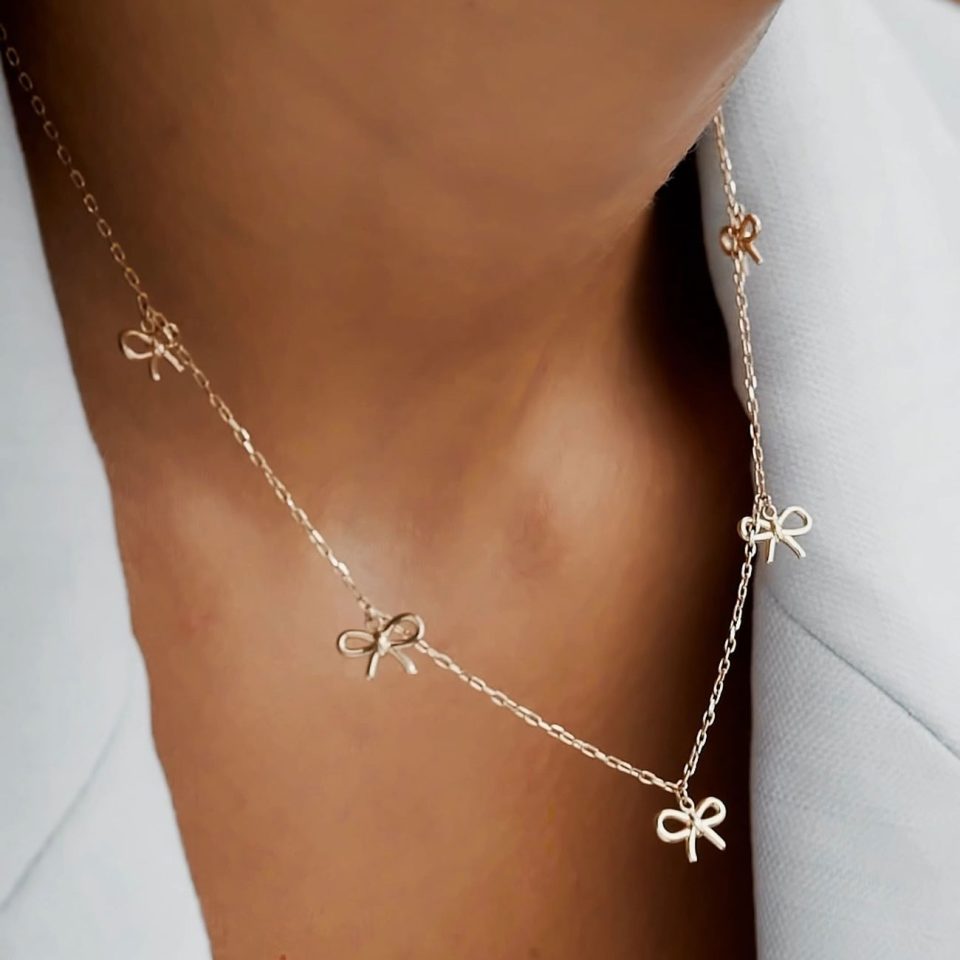 خرید گردنبند طلا پاپیون خطی 5 تایی