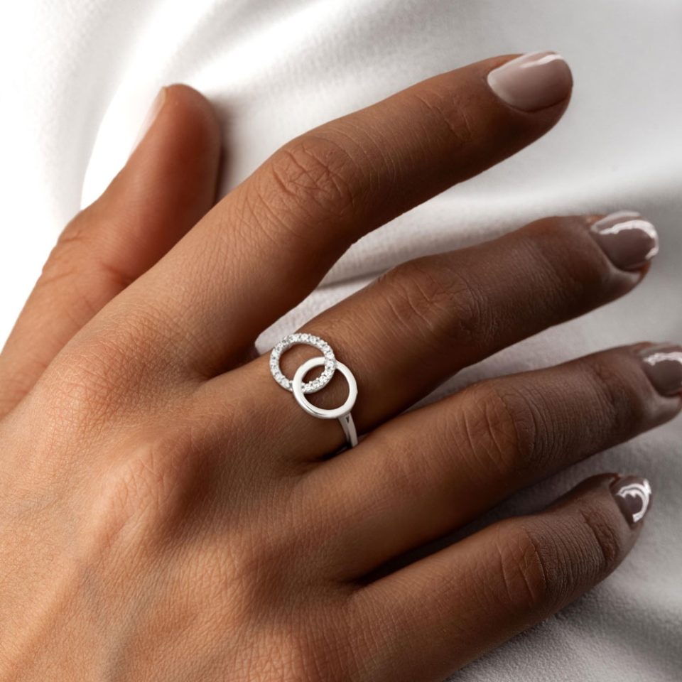 خرید انگشتر طلا آوا سفید