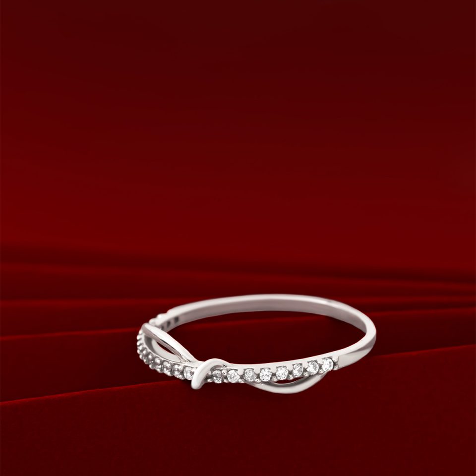 خرید انگشتر پیچ ساده و نگین سفید