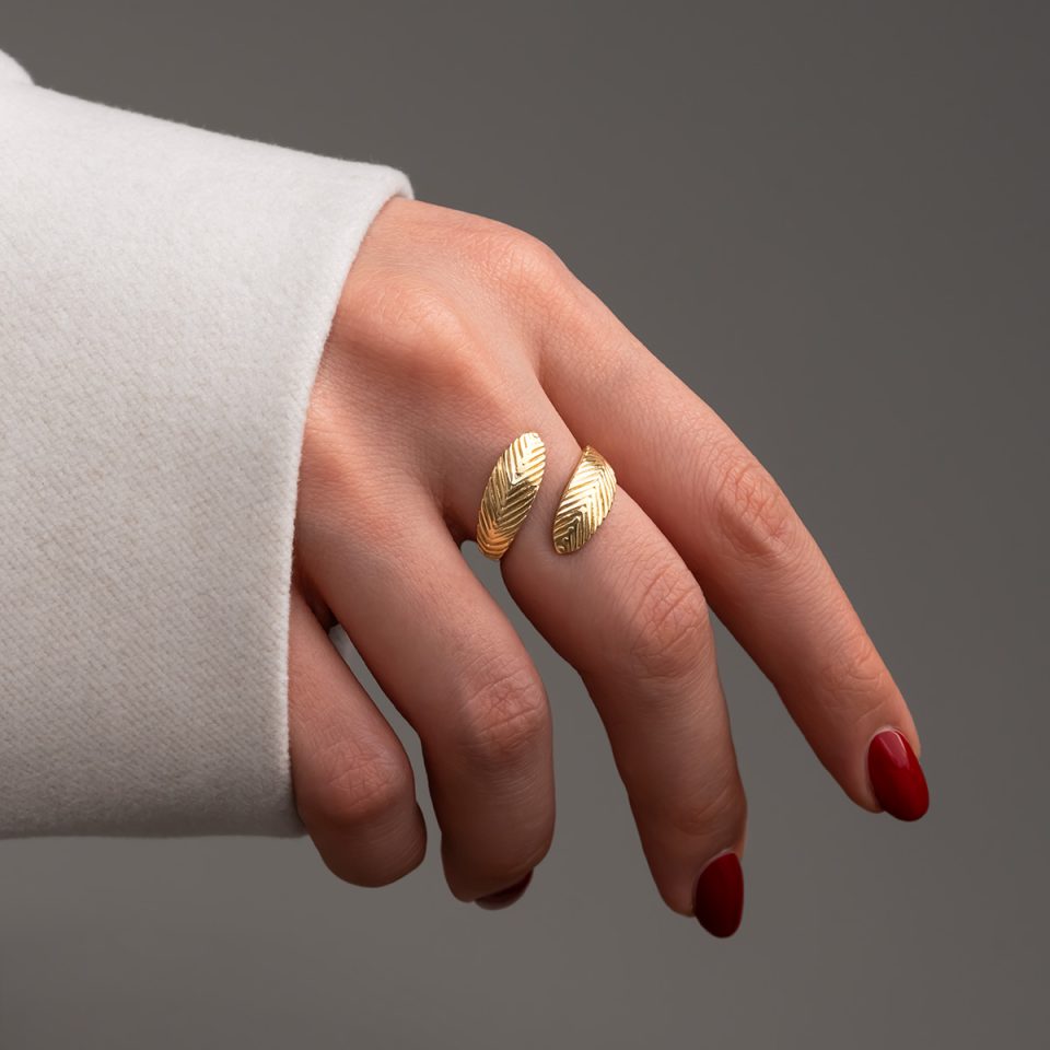 خرید انگشتر طلا برگ یونانی
