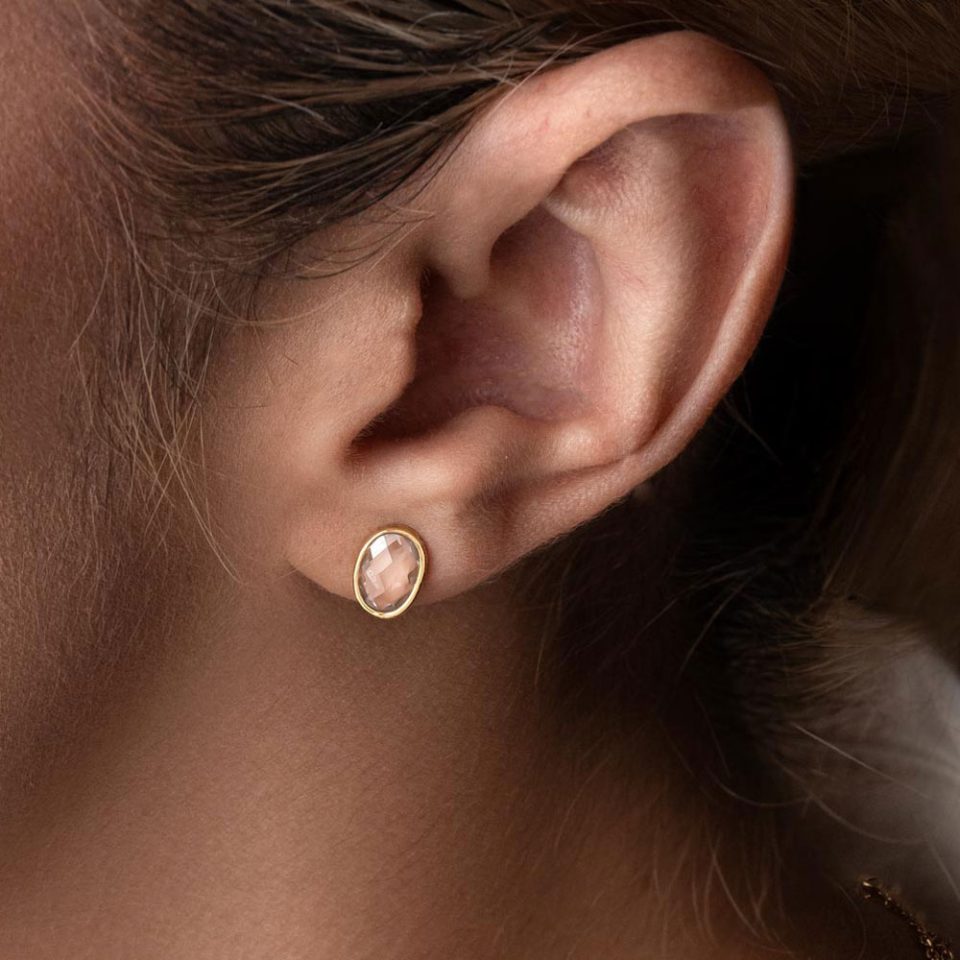 خرید گوشواره طلا مارکو بیضی سفید