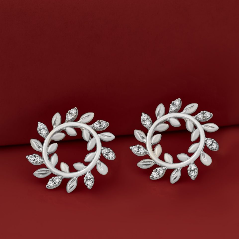 خرید گوشواره طلا دایره برگ زیتون نگینی سفید