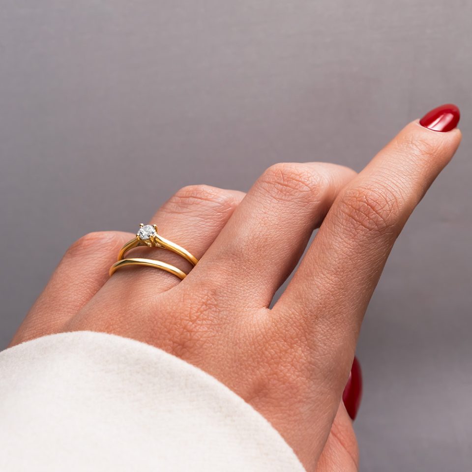 خرید انگشتر طلا حلقه نشان